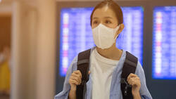 疫情延燒不止，赴日、韓旅遊行程何時取消好？先看這3點！