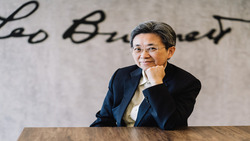 一球冰淇淋逼死外商CEO...她誓言此生再也不為錢煩惱，啟動賺錢神經