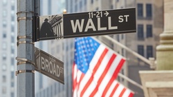 73年來最差！美國第二季GDP大幅萎縮32.9%，難恢復疫情前水準