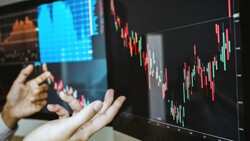 台股創近半年新高，還能進場嗎？股市大咖建議這10檔「高殖利率」股