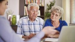 想轉保單給子女，保價金卻超過贈與免稅額怎麼辦？利用2方式轉移，不怕惹稅上身