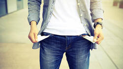 我不想躺平！但薪水扣掉生活費一毛不剩，我還有機會理財嗎...白衣天使：先從零存整付開始