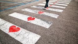 為何外孫女可以分遺產，長孫卻不行？先搞懂繼承順序，預先規畫才能避免手足戰爭