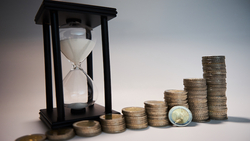 想靠一次性重壓致富？4年存600張股票大俠：別忘記投資是一輩子的事情