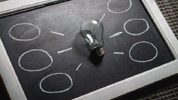 散戶跟著主力一定能賺錢？股市肥羊1年靠金融股賺1400萬：2故事驗證，擁有內線照樣賠錢