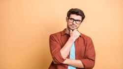 覺得上班看人臉色很痛苦，想自行創業？過來人分享：如果連職場都搞不定，創業只會更難過