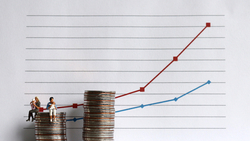 疫情降溫、五倍券將上路！15檔「解封受惠股」蠢蠢欲動