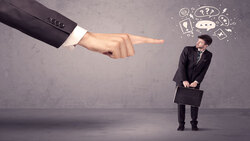 「月薪就是你的挨罵費」？上班族大嘆：想到明天要上班就失眠