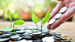 咆哮慢飛兒只為40元炸物，遭灌大量1星失商譽！理財媽咪提醒：「分享」也是理財重要初衷