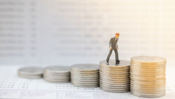 統計顯示，9成上班族終其一生賺不到百萬年薪…洪雪珍：做好3件事，不是高薪族群也能變有錢