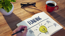 主題型基金或ETF適合長期布局嗎？夏韻芬：更適合波段操作