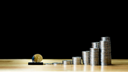 配息是否要再投入？不配息基金也有複利效果嗎？精算達人怪老子：「這樣做」報酬率最高