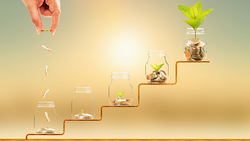 自助而後天助！他從京都婆婆身上學到5個金錢習慣，年收入從220萬日圓翻成5億日圓