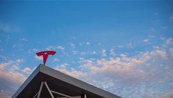 特斯拉隱蔽事實？外媒：明知產品有缺陷仍卸責