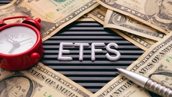 ETF定期定額》0050、006208現在可以買嗎？投資老手真心話：重點不是好價格，是你能不能存10年？