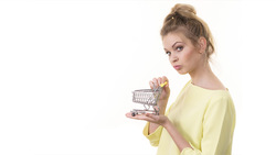 想讓顧客買單，除了好產品，還要有引發共鳴的過程...知名顧問：明確設定「Why」才能打動人心