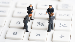 別再只看高息、低波動挑標的！投資最重要的是「總報酬」