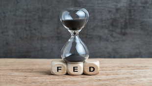 6月CPI意外降溫，通膨見頂了？2大外資同聲：Fed今年按兵不動，明