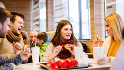 高齡化威力！投資大戶看台灣剛需，生技、醫療、觀光都是長期成長標的