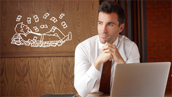 總是羨慕那些比你更有錢、過得更好的人？財富管理公司營運長：或許別人也在羨慕你