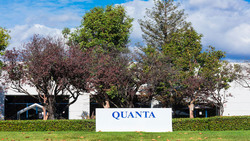 AI概念股 vs.電動車的選擇》廣達股價為什麼超車鴻海？分析師給操作建議