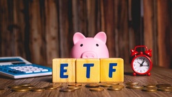 存股領息一定低風險？翻轉散戶思維，棒喬飛用ETF教你破除投資2大心魔，價差與利息雙豐收