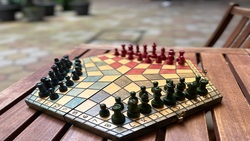 KTV市場將三國鼎立？享溫馨拚10月登興櫃