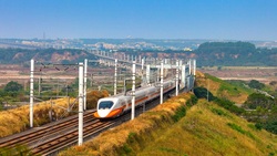 高鐵票折扣詳解》3張卡片、6種折數，高鐵省錢小妙招大公開