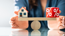 害怕繳完房貸又老又窮？高股息金雞母解套！5檔殖利率5%起跳、股息連配16年績優股出列