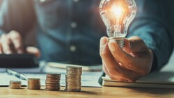 配息10年不停歇、高殖利率銅板股出爐！殖利率5%起跳、這9檔股價不到百元