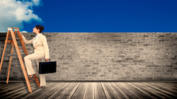 上班族年後想轉職，7成人已開始找工作！傳產、高科技、金融業...夢幻跳槽企業出爐！