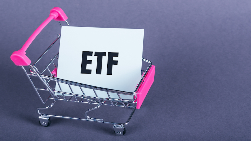 該拋棄選股投入ETF懷抱嗎？資深投資人：想參與大盤行情穩穩領息，選ETF就好了！