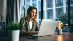 想清楚表達個人想法，只能使用簡短的句子？BBC王牌主播分享用1問題，反覆確認溝通有效性