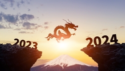 金兔年萬八封關，寫下史上最強封關指數1萬8,096點！每位股民平均賺96萬