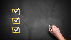 峰哥的退休金準備筆記4》00939上市破發，參與ETF上市新申購，你應該學會的3件事