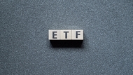 ETF月月配息到底好不好？月配息ETF有一個大缺點，建議不要單押1檔