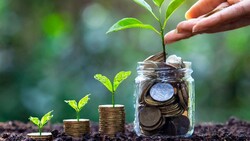 存股營收月報》金控、能源、傳產誰賺錢？這家金控單月營收率衝破200%最亮眼