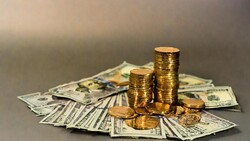 好股銅板價！殖利率5%只是基本款！這15檔連續10年配息不停歇、股價竟都不到百元