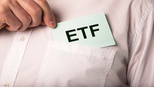 主動式ETF是什麼？報酬率會比現在的ETF好嗎？缺點有哪些？