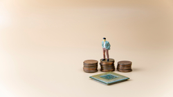 0052、0050、006208…台積電再創新高，高含積量ETF怎麼選，這1檔已經翻倍！