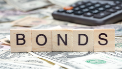   美國降息時點將近，如何利用債券期貨進行價差交易？