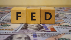   降息喜迎資金潮？還是先求抗震？一起開箱這檔廣納全球機會的收益型基金