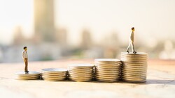 小資族用對方法，達成千萬資產不是夢！艾蜜莉會計師x峰哥帶你一步步實現財務自由！