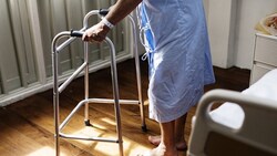 獨老隱憂！台灣6成家庭僅剩1人～2人，老老、獨老成趨勢