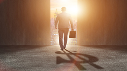 存股17年實現百萬股利，40歲爸爸真心分享：實現財富自由，要專注6件事