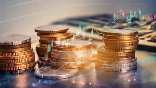 中信金大爆賺、獲利創史上新高！前10大股東驚見高股息ETF 3天王卡