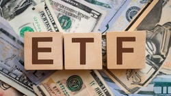 00940破發逾1年，繼續抱著領息就好？「8元底部價」是真實還是無稽之談？