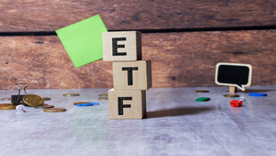 00878今年表現輸市值型ETF，為什麼我不下車？存股哥：00878