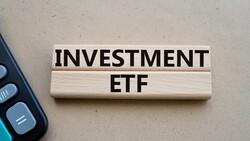 台灣有一半的人都在買ETF！專家建議：投資組合別「單押台灣」，加入美股報酬更好