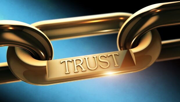 用「保險+信託」保障心愛的家人